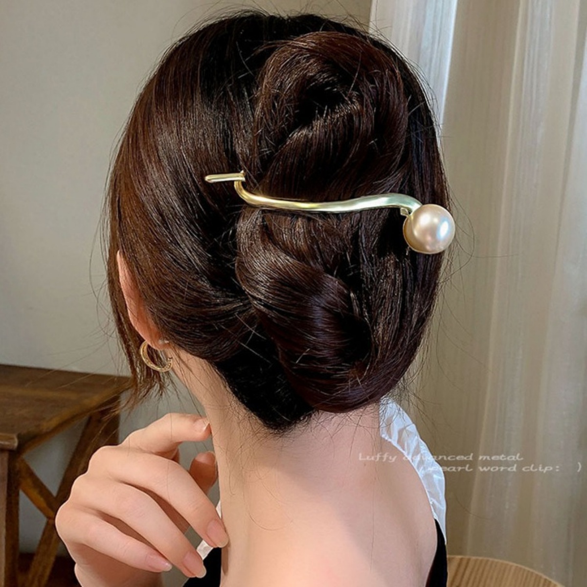 Elegant Glitter Pearl Hair Cli - The Korean Lifestyle 评论和价格